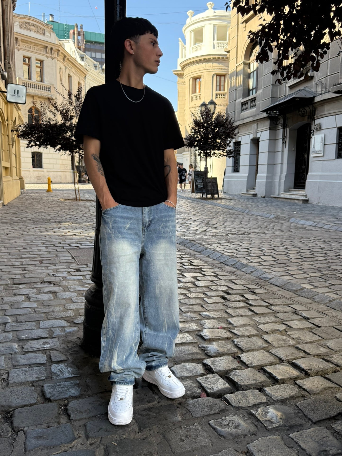 BAGGY DENIM LIGHT BLUE