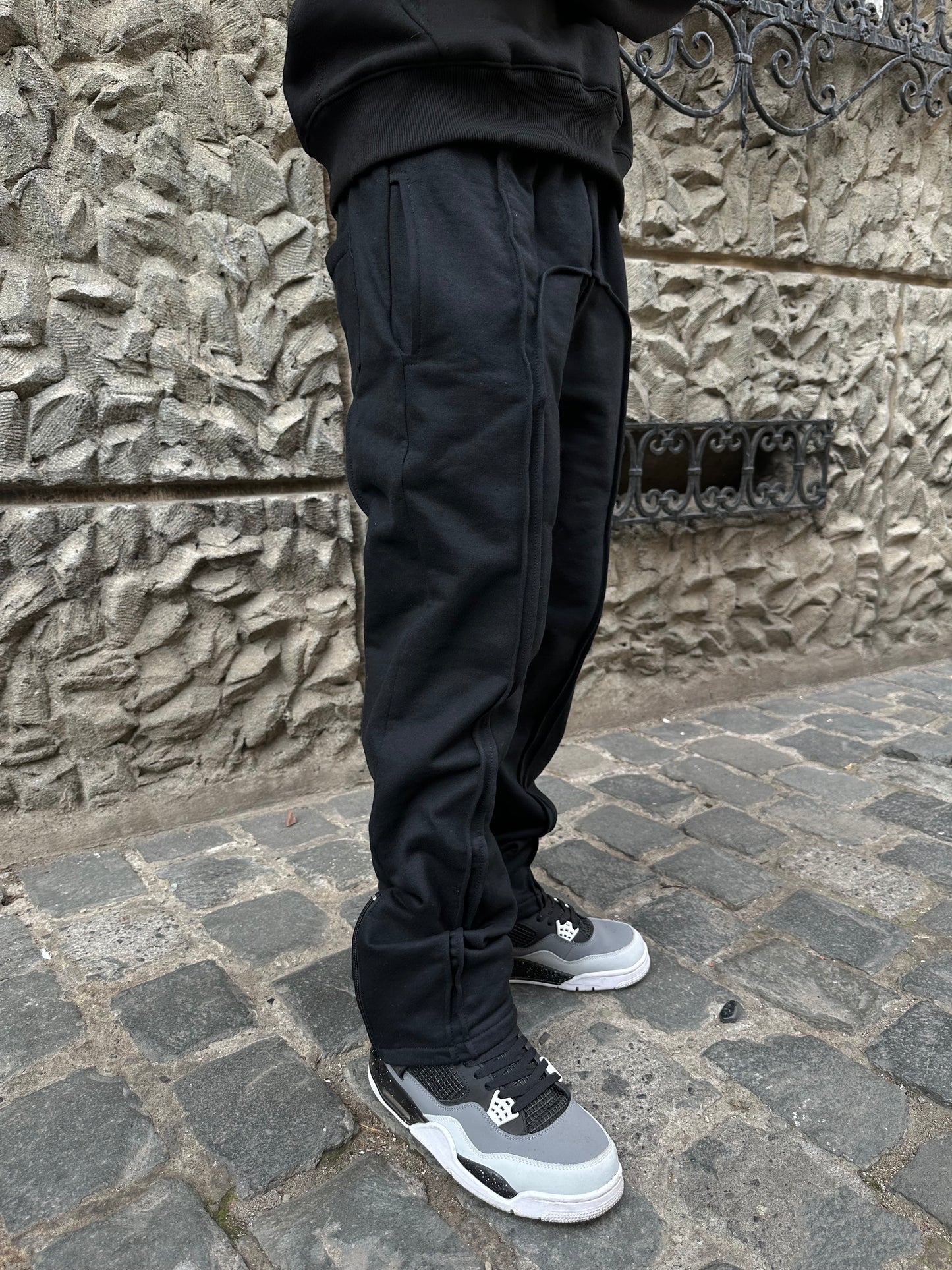 Pantalón de Buzo Flared Negro Hombre - 100% Algodón - WhiteStyle